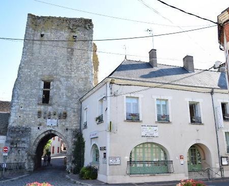 Mennetou-sur-Cher Auberge De La Tour מראה חיצוני תמונה